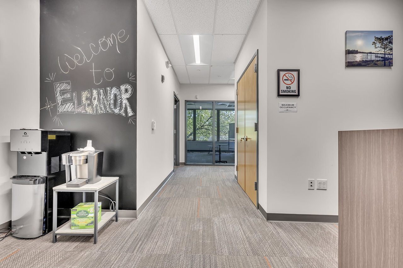 690 Kinderkamack Rd, Oradell, NJ à louer Photo intérieure- Image 1 de 9