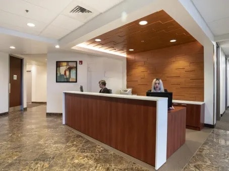 999 18th St, Denver, CO for lease Interior Photo- Image 1 of 4