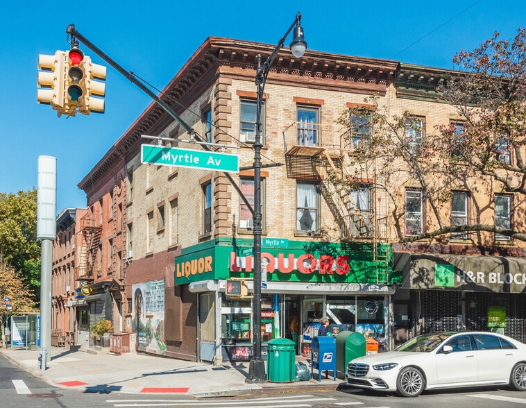 403 Myrtle Ave, Brooklyn, NY for lease - Building Photo - Image 1 of 1