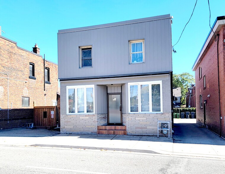 203 Islington Av, Toronto, ON for sale - Primary Photo - Image 1 of 1