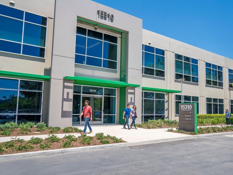 3 Ada St, Irvine, CA à louer - Photo du bâtiment - Image 2 de 22