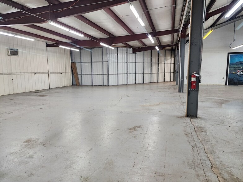 364 Dixon St, Lexington, NC for lease - Building Photo - Image 3 of 6