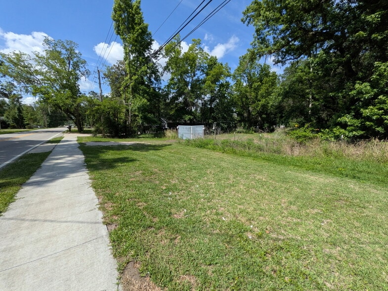 408 Chaffee Rd N, Jacksonville, FL for sale - Building Photo - Image 3 of 8