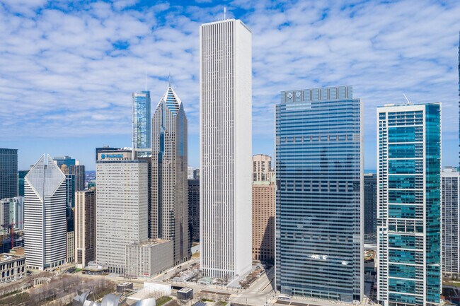 More details for 200 E Randolph St, Chicago, IL - Retail for Lease