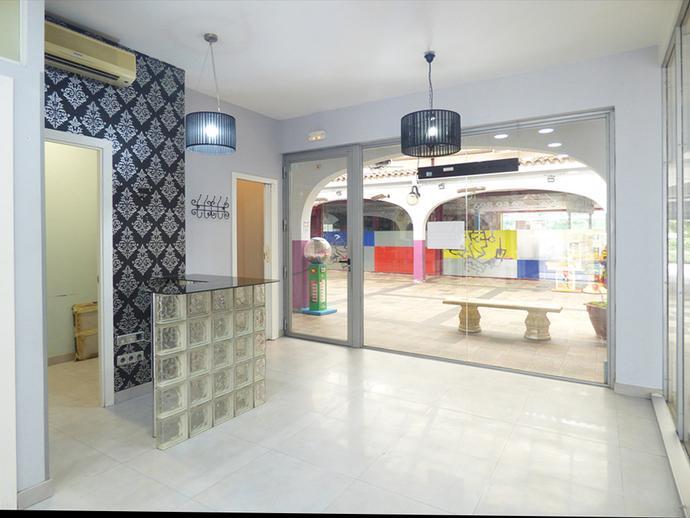 Parla, MAD 28981 - - - Interior Photo - Image 2 of 6