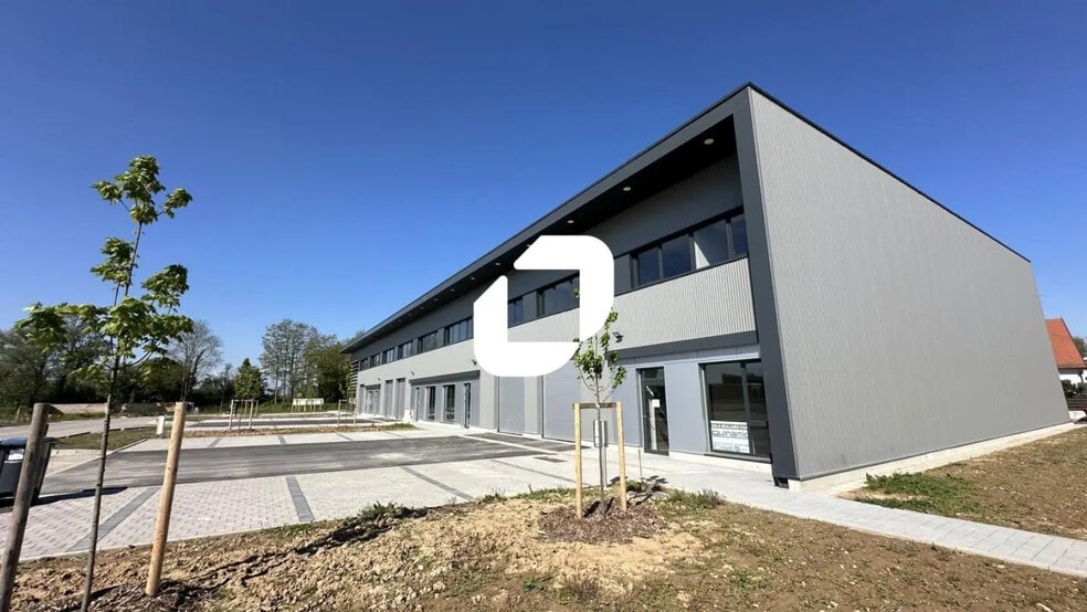 8 Route De Lingolsheim, Geispolsheim for lease - Building Photo - Image 1 of 8