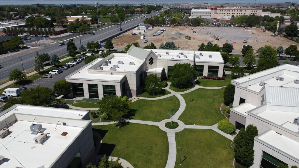 552-580 W 800 N, Orem, UT à vendre - Photo du bâtiment - Image 3 de 33