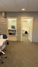 440 S 3rd St, St Charles, IL à louer - Vidéo sur l’inscription commerciale