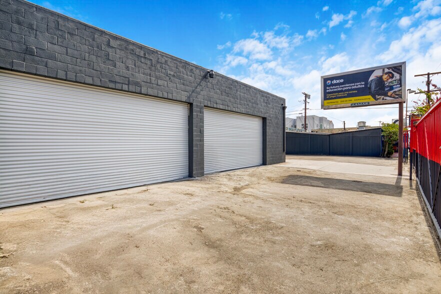 3429 Venice Blvd, Los Angeles, CA for sale - Building Photo - Image 1 of 17