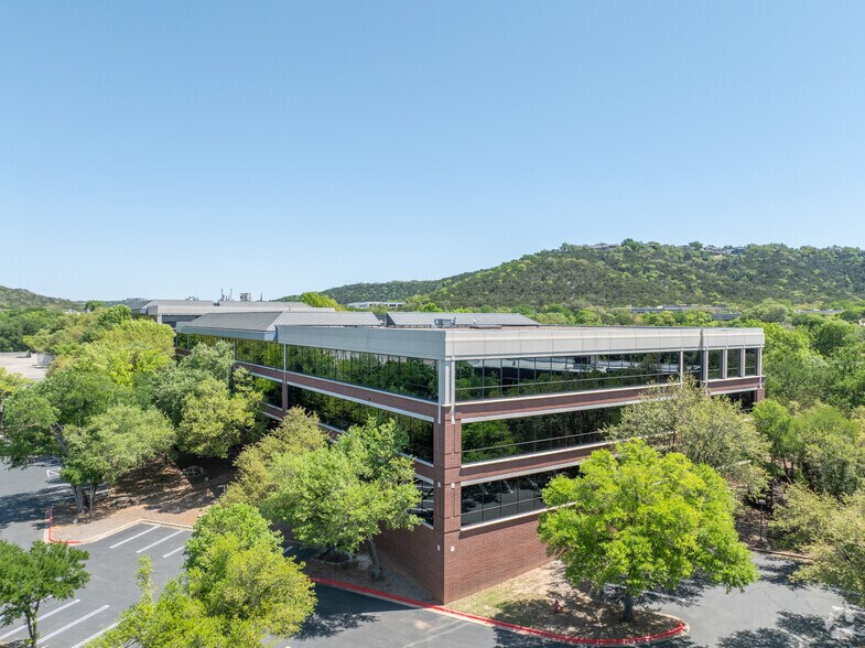 7600 Capital Of Texas Hwy N, Austin, TX à louer - Photo principale - Image 1 de 11