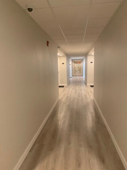 3011 Maingate Ln, Kissimmee, FL à louer - Photo intérieure - Image 3 de 8