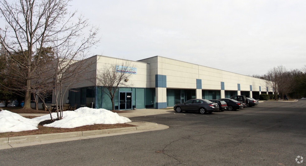 10200-10262 Battleview Pky, Manassas, VA for lease - Primary Photo - Image 1 of 5