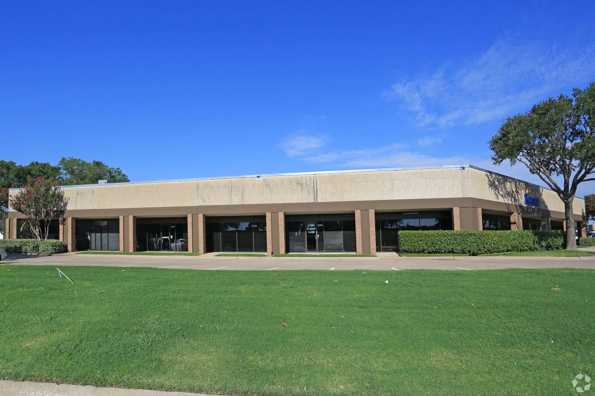10338-10382 Miller Rd, Dallas, TX à louer Photo principale- Image 1 de 9
