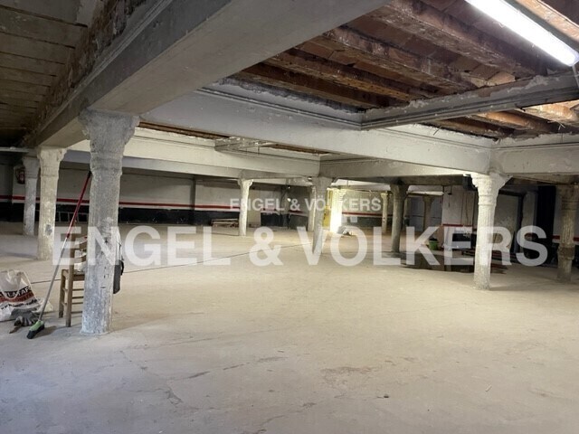 Gran Vía de les Corts Catalanes, 651, Barcelona, Barcelona for sale - Interior Photo - Image 3 of 5