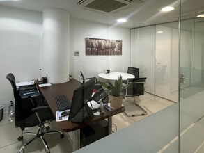 Bureau dans Sabadell, Barcelona à louer Photo intérieure- Image 1 de 4