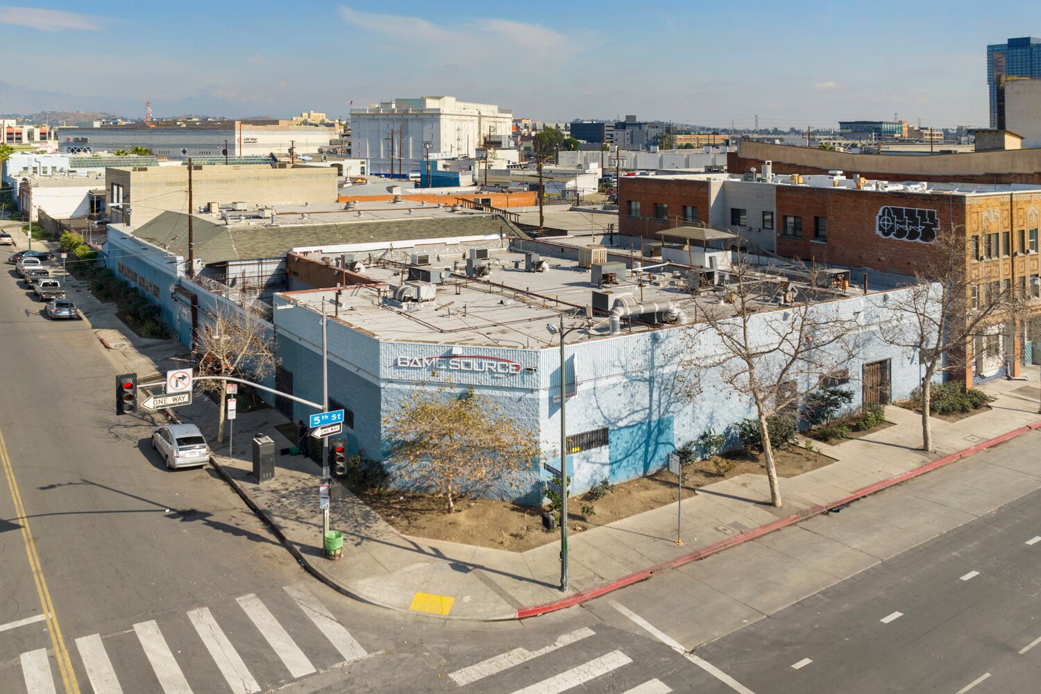 446 S Towne Ave, Los Angeles, CA à vendre Photo du bâtiment- Image 1 de 19