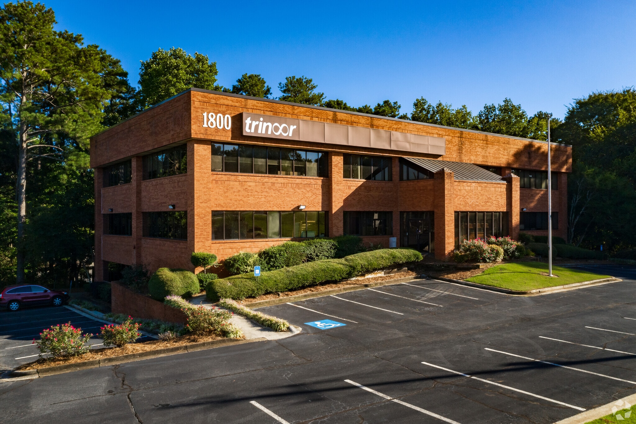 1800 Roswell Rd, Marietta, GA for lease Primary Photo- Image 1 of 28