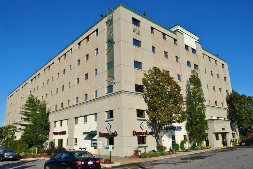 400 W Cummings Park, Woburn, MA for lease - Building Photo - Image 2 of 4