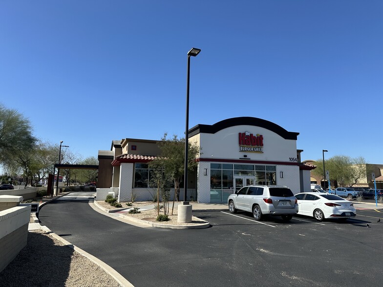 1054 E Southern Ave, Mesa, AZ for lease - Building Photo - Image 1 of 3