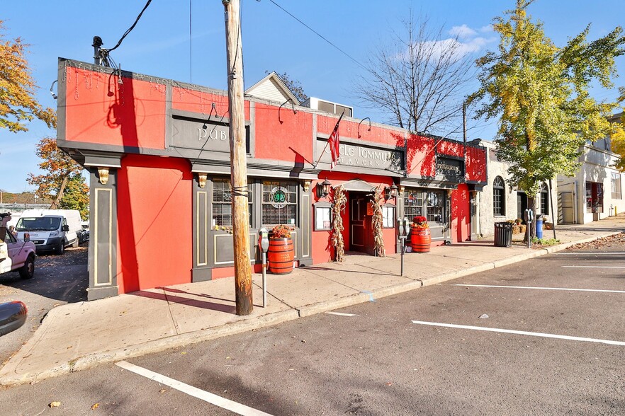 33-35 W Central Ave, Pearl River, NY à louer - Photo du bâtiment - Image 3 de 40
