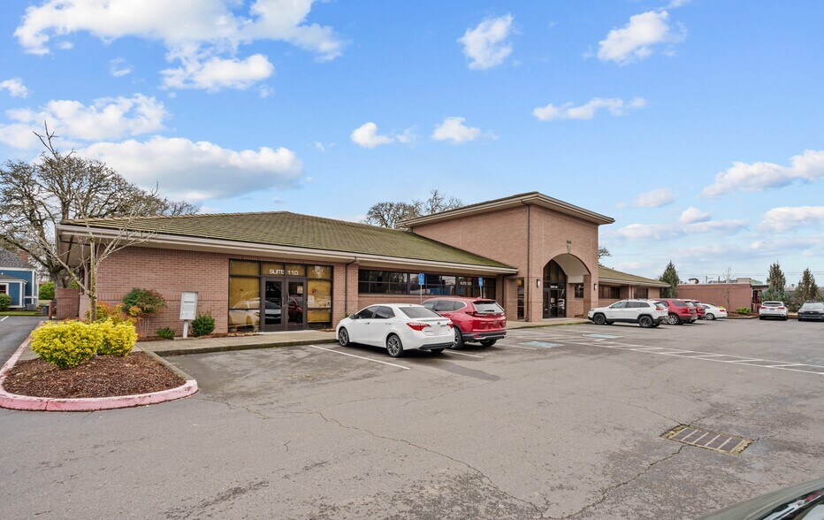 966 12th St SE, Salem, OR à vendre - Photo du bâtiment - Image 1 de 1