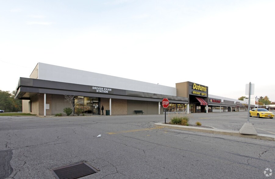 1129-1245 Park Ave W, Mansfield, OH à louer - Photo principale - Image 1 de 7