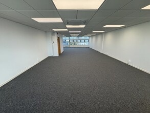 School Ln, Eastleigh à louer Photo intérieure- Image 1 de 3