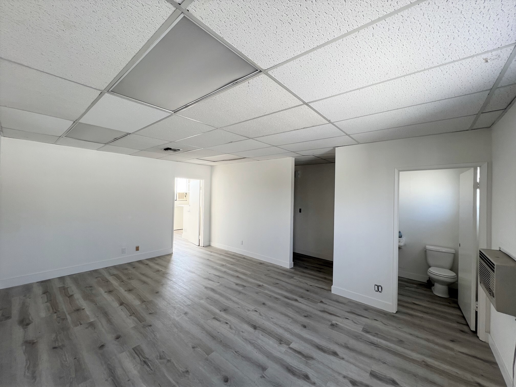 1526 14th St, Santa Monica, CA for lease Interior Photo- Image 1 of 2