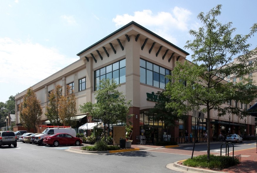 8505 Fenton St, Silver Spring, MD à louer - Photo principale - Image 2 de 2