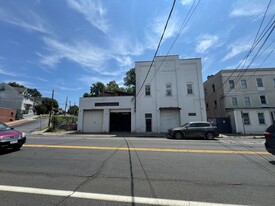 101 Midland Ave, Port Chester NY - Entrepôt