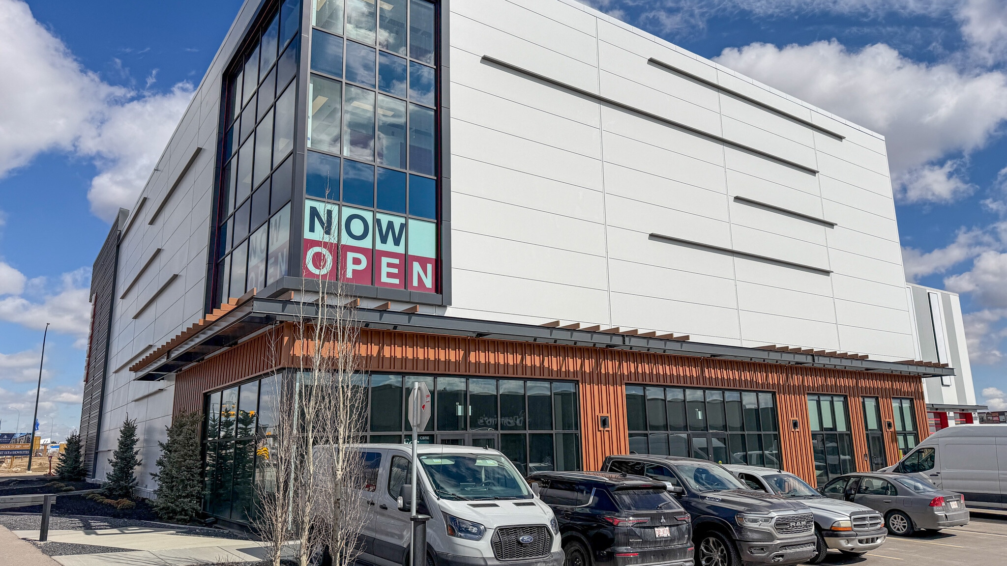 115 Water St SE, Calgary, AB à louer Photo du bâtiment- Image 1 de 4