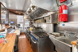 Plus de détails pour 110 S Pine St, Nevada City, CA - Commerce de détail à louer