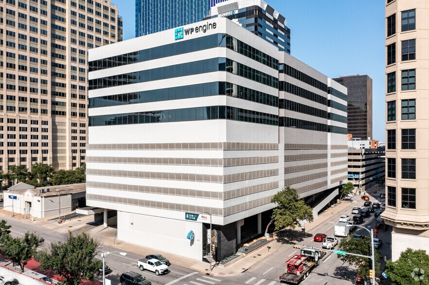 504 Lavaca St, Austin, TX à louer - Photo du bâtiment - Image 2 de 13
