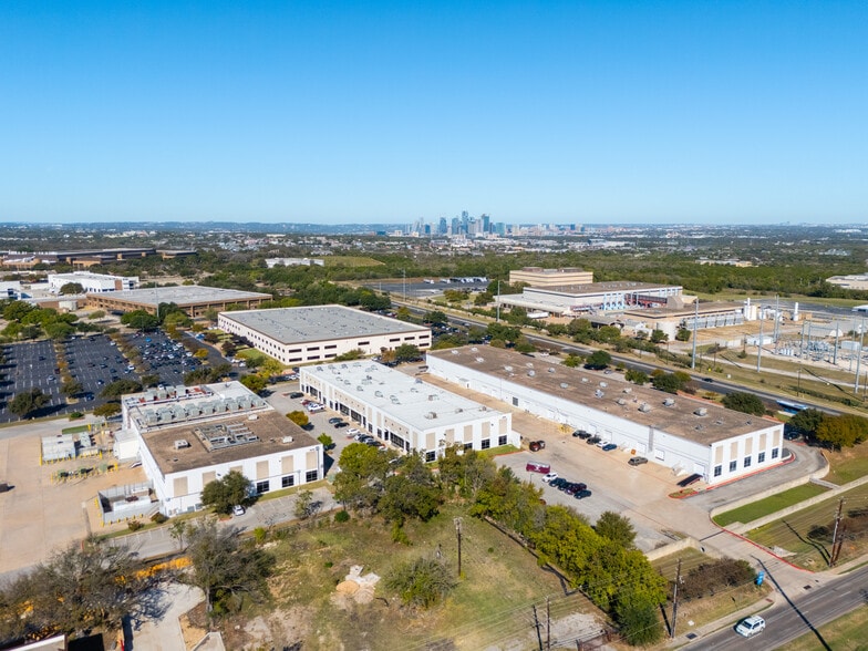 2914 Montopolis Dr, Austin, TX for lease - Aerial - Image 3 of 12