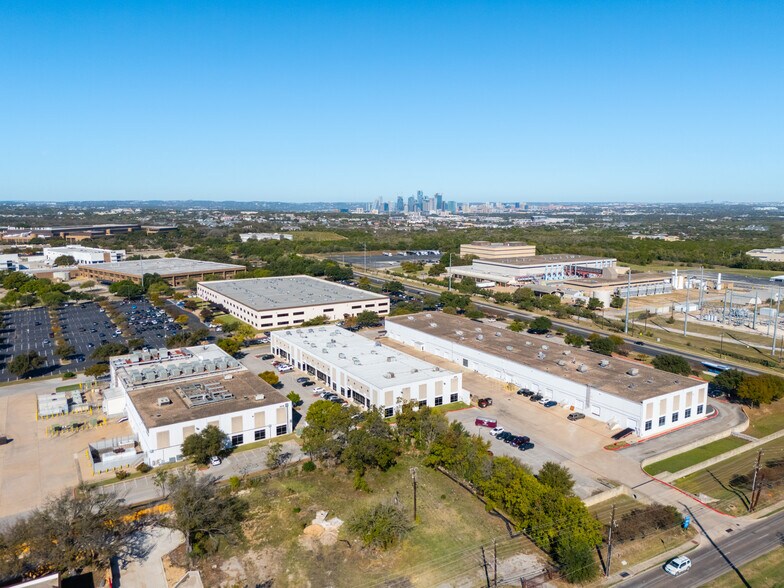 2914 Montopolis Dr, Austin, TX à louer - Aérien - Image 3 de 12