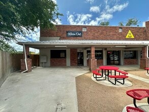 3420-3440 N St Marys St, San Antonio, TX for lease Building Photo- Image 1 of 5