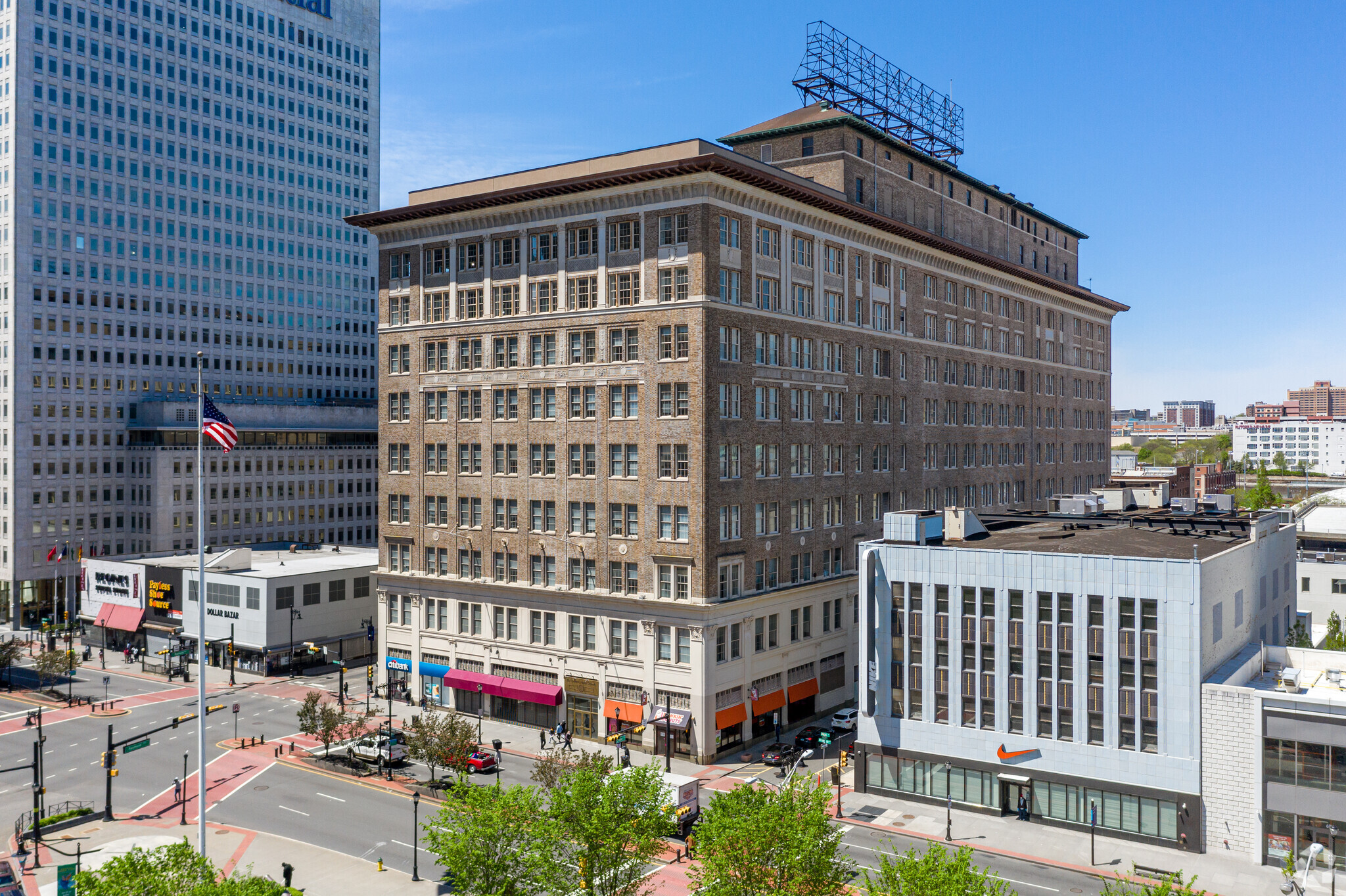 707 Broad St, Newark, NJ à vendre Photo du bâtiment- Image 1 de 1