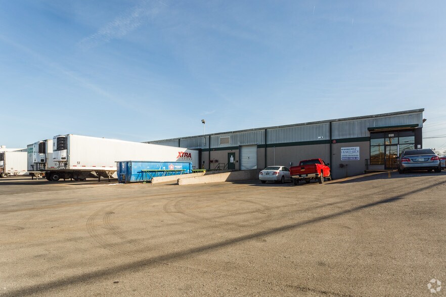 660 Massman Dr, Nashville, TN à louer - Photo principale - Image 1 de 12