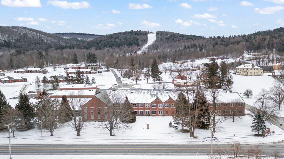 13640 State Route 22, Canaan, NY à vendre - Photo du bâtiment - Image 3 de 42