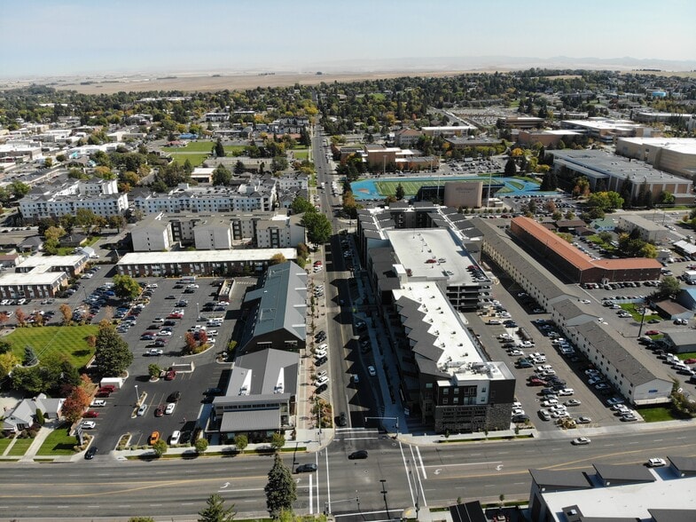 160 W 2nd S, Rexburg, ID à louer - Photo du bâtiment - Image 3 de 21