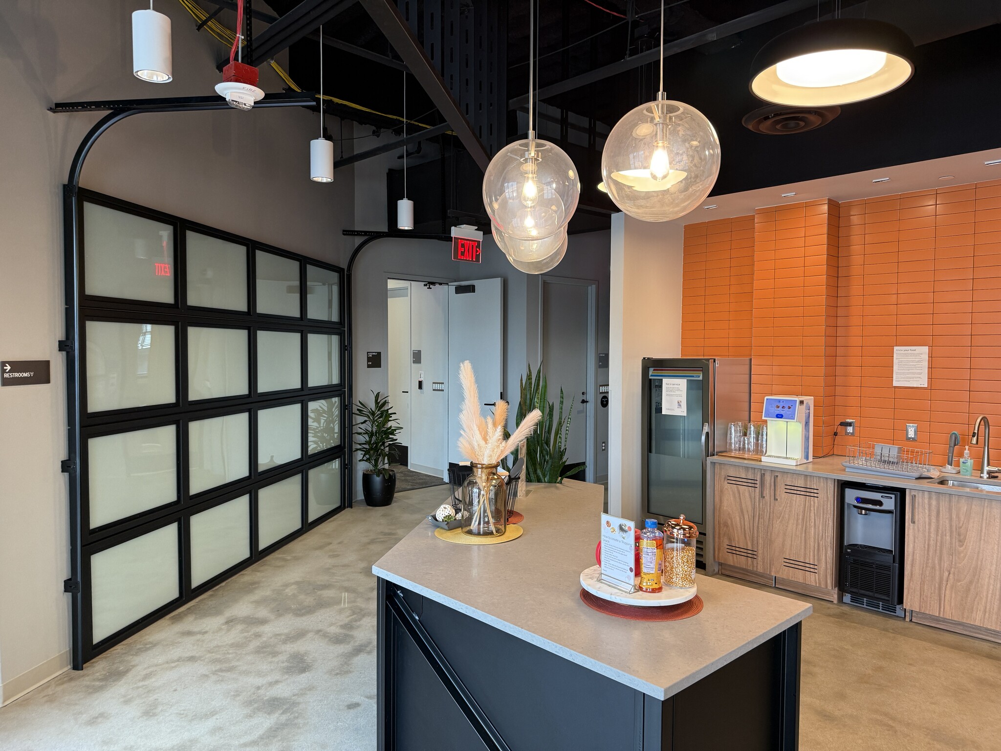 52 E Henry St, Detroit, MI à louer Photo intérieure- Image 1 de 5