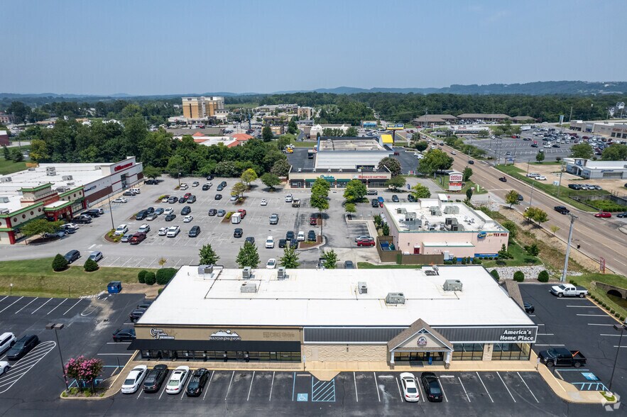 2265 Gunbarrel Rd, Chattanooga, TN à louer - Aérien - Image 3 de 3
