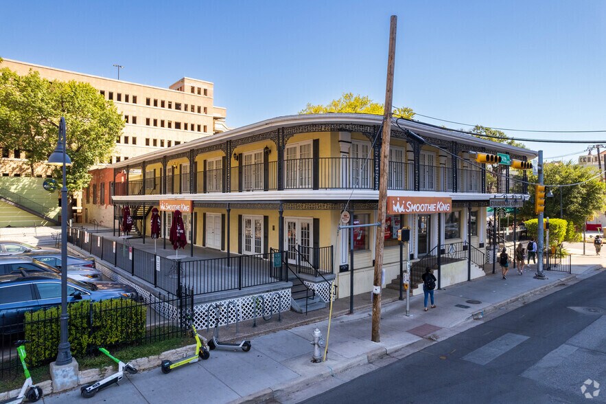 504 W 24th St, Austin, TX à louer - Photo du bâtiment - Image 3 de 14