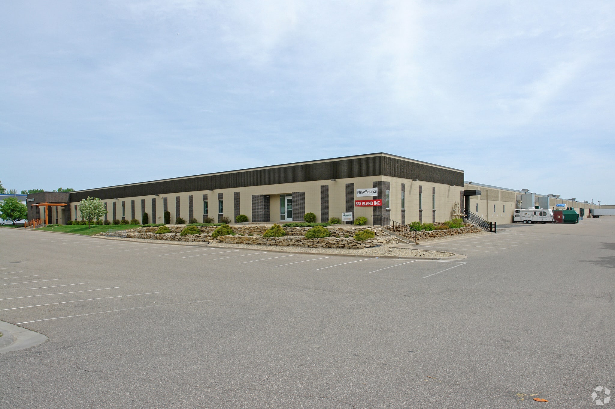 9231 Penn Ave S, Bloomington, MN for lease Primary Photo- Image 1 of 8