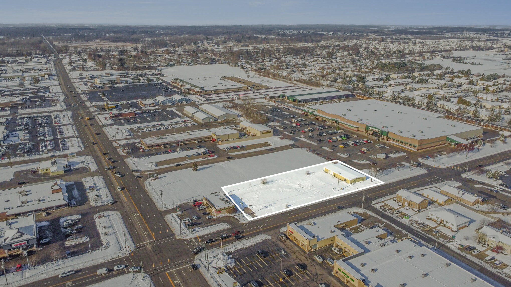 2089 Wieneke Rd, Saginaw, MI à vendre Photo principale- Image 1 de 7