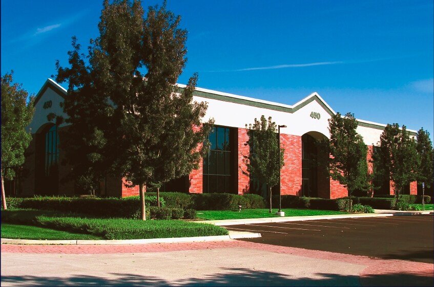 450 Chadbourne Rd, Fairfield, CA à vendre - Photo du bâtiment - Image 3 de 4