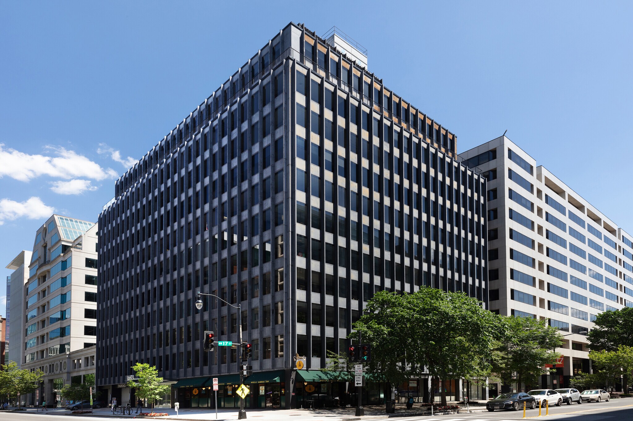 1660 L St NW, Washington, DC à louer Photo du bâtiment- Image 1 de 21