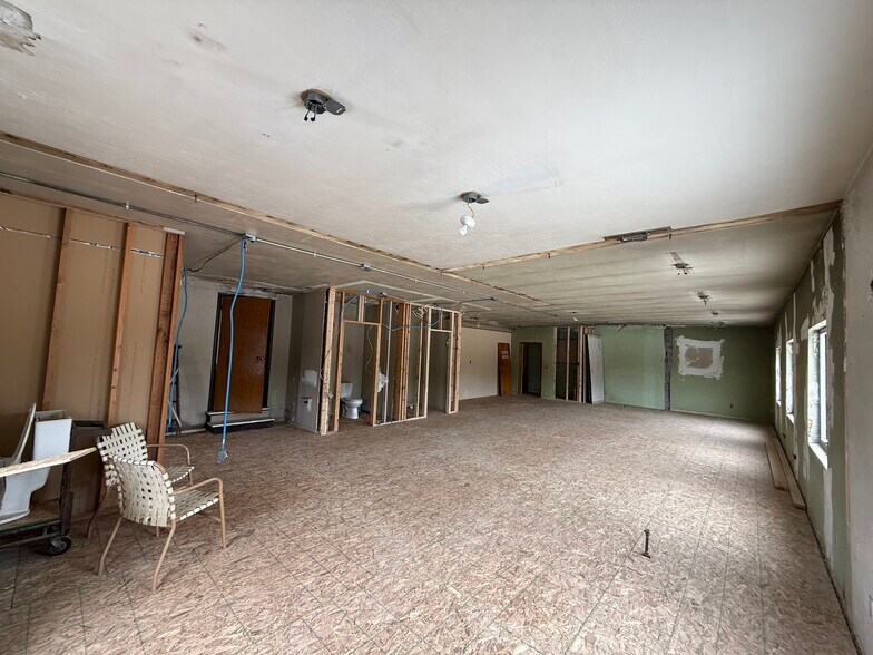 10906-10910 US 24, Fort Wayne, IN à louer - Photo du bâtiment - Image 3 de 7