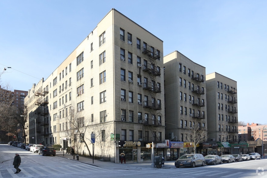 4411-4421 Broadway, New York, NY for lease - Primary Photo - Image 1 of 4