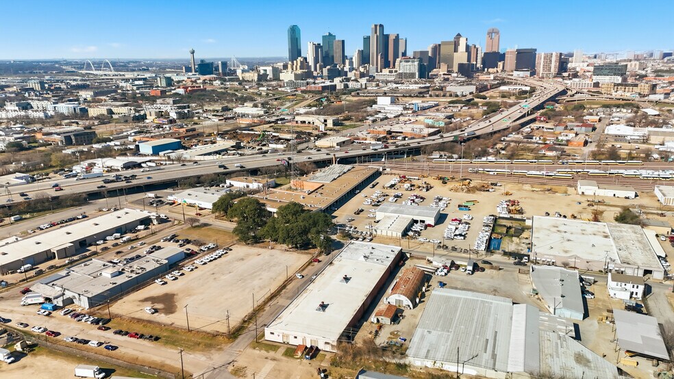 2700 Atlanta St, Dallas, TX à louer - Photo du bâtiment - Image 2 de 18